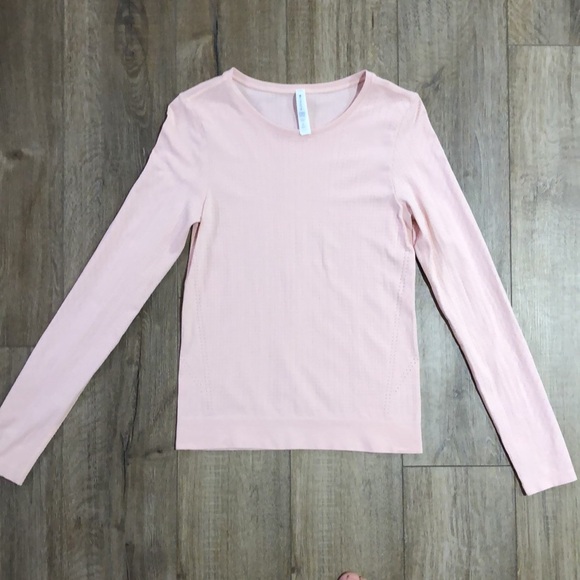 Worn once - ATHLETA Momentum Swiftly Seamless Long Sleeve - Picture 3 of 4